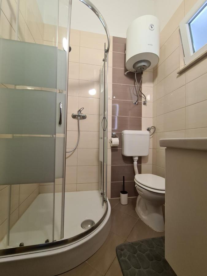 Apartments Ankora Vir Eksteriør billede